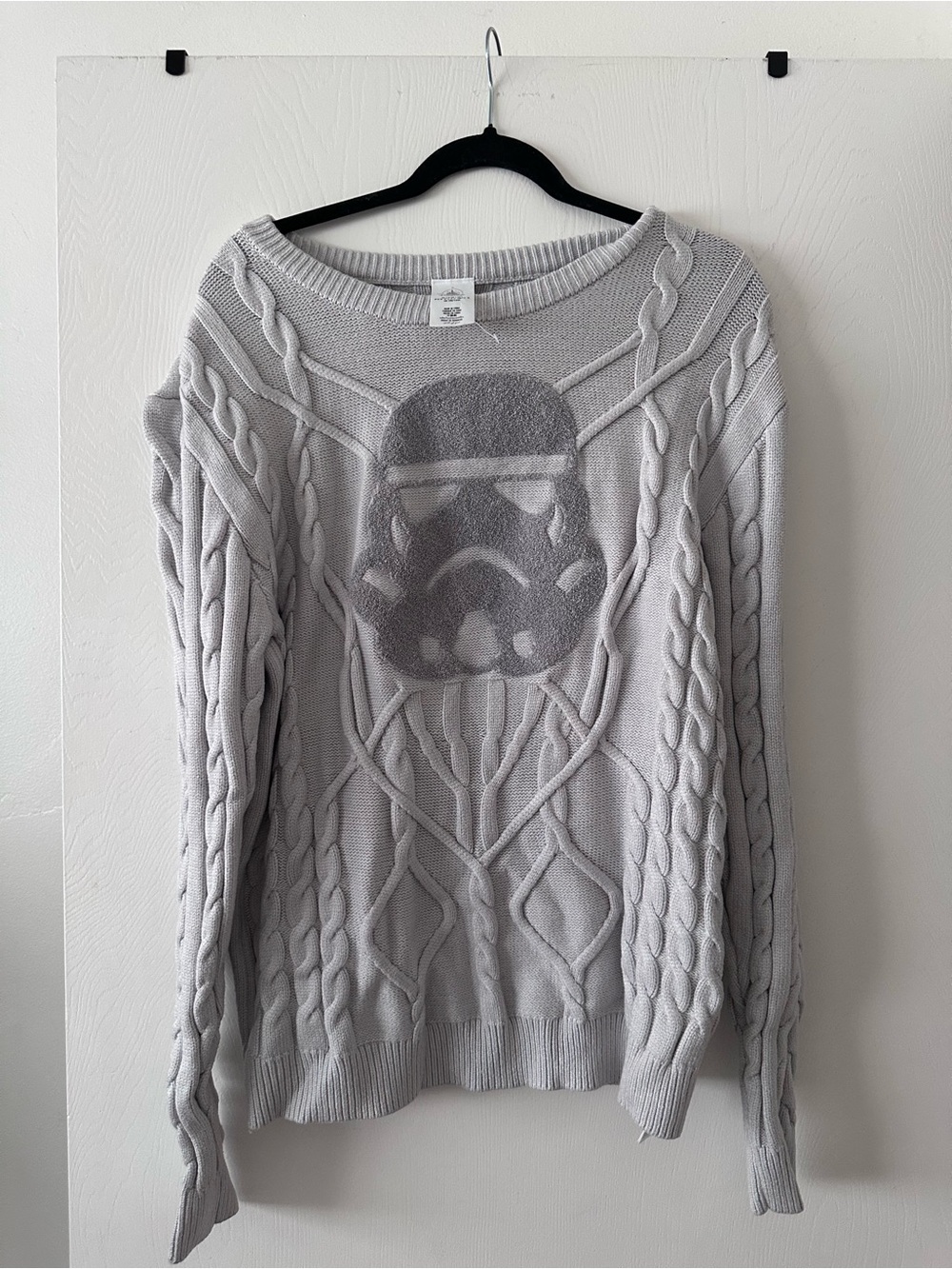 NWT Disney Women’s Light Gray Stormtrooper Cable Knit Crewneck Sweater
